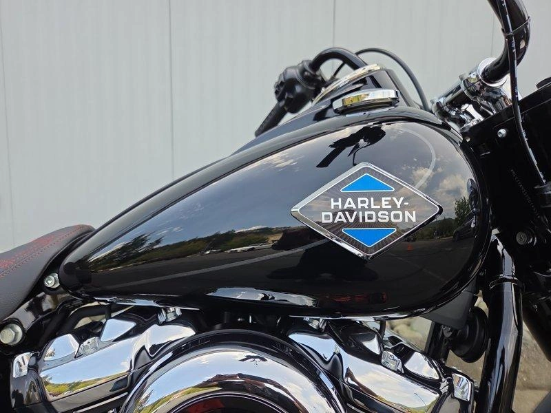 2026 Harley-davidson Cruiser Flhc - Heritage Classic alt
