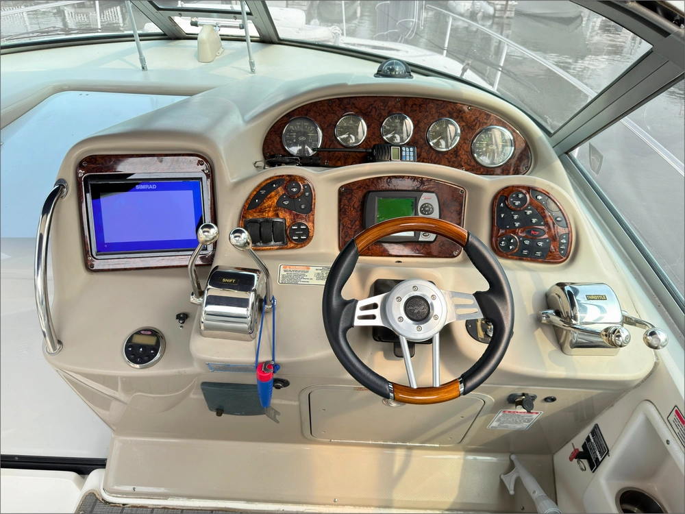 2006 Sea Ray 320 Sundancer