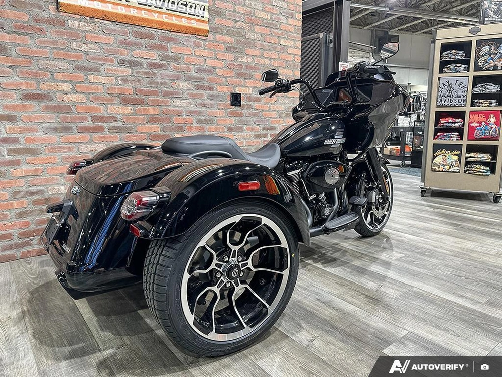 2026 Harley-davidson Road Glide 3 alt