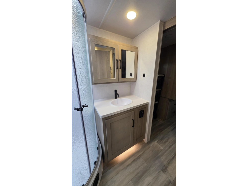 2024 Rockwood Mini Lite 2516s alt