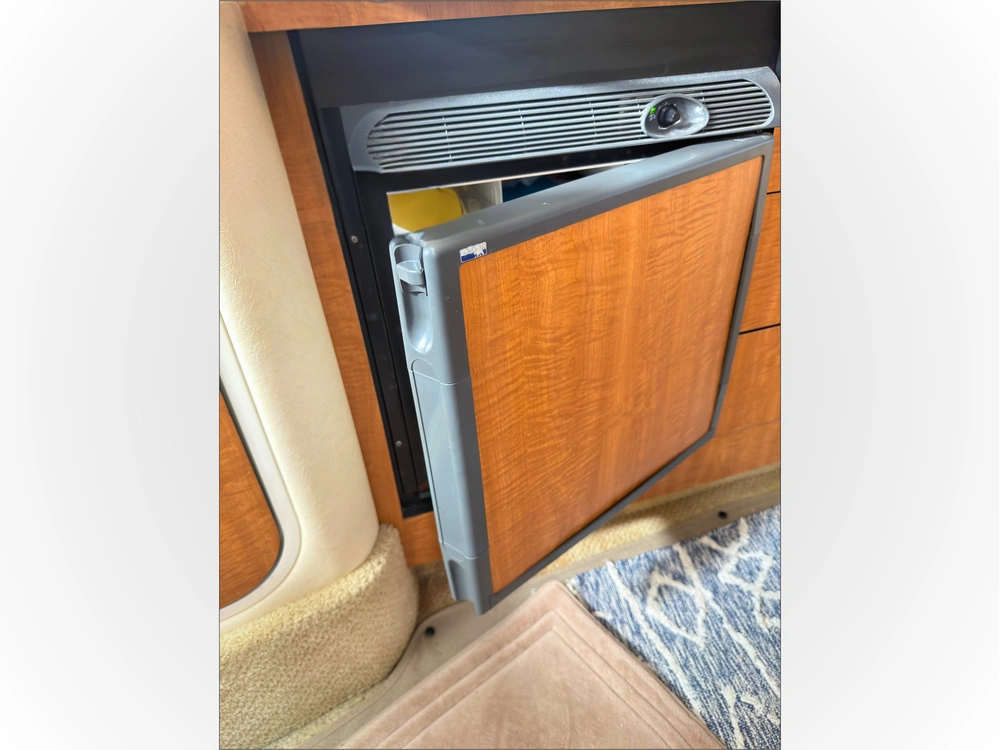 2006 Sea Ray 320 Sundancer