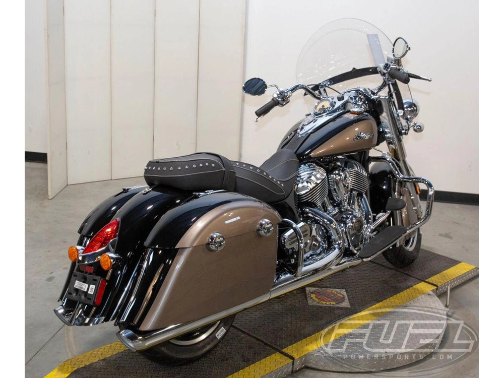 2026 Indian Motorcycle Springfield® Nara Bronze Metallic / Black Metallic alt