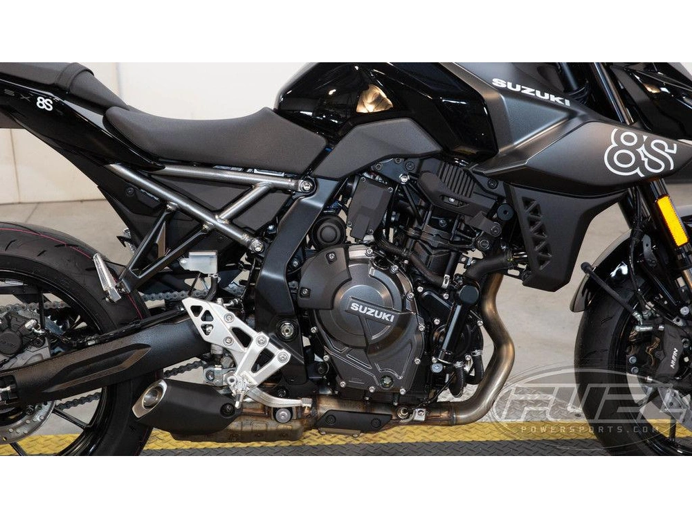 2026 Suzuki Gsx-8s alt