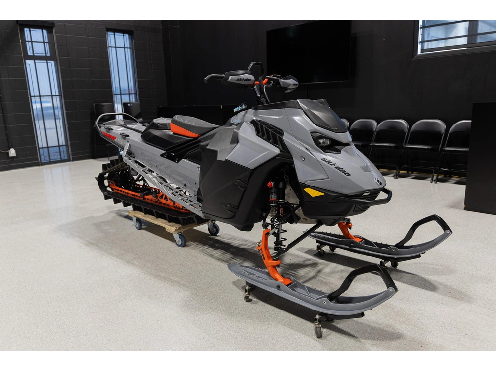 2026 Ski-doo Summit X Expert 154 850 Etec Tgtm alt