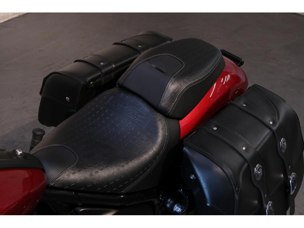 2022 Indian Motorcycle Chief Bobber Abs alt