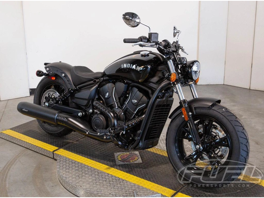 2026 Indian Motorcycle Scout® Sixty Bobber Black Metallic alt