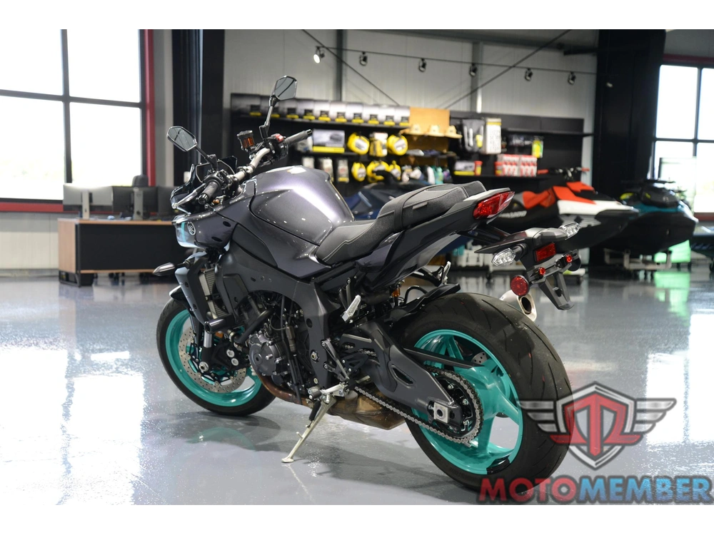 2024 Yamaha Mt-10 alt