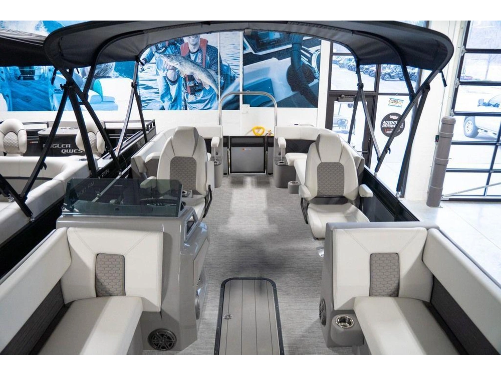 2023 Qwest Pontoons 8522 M-class Rls Rtz alt