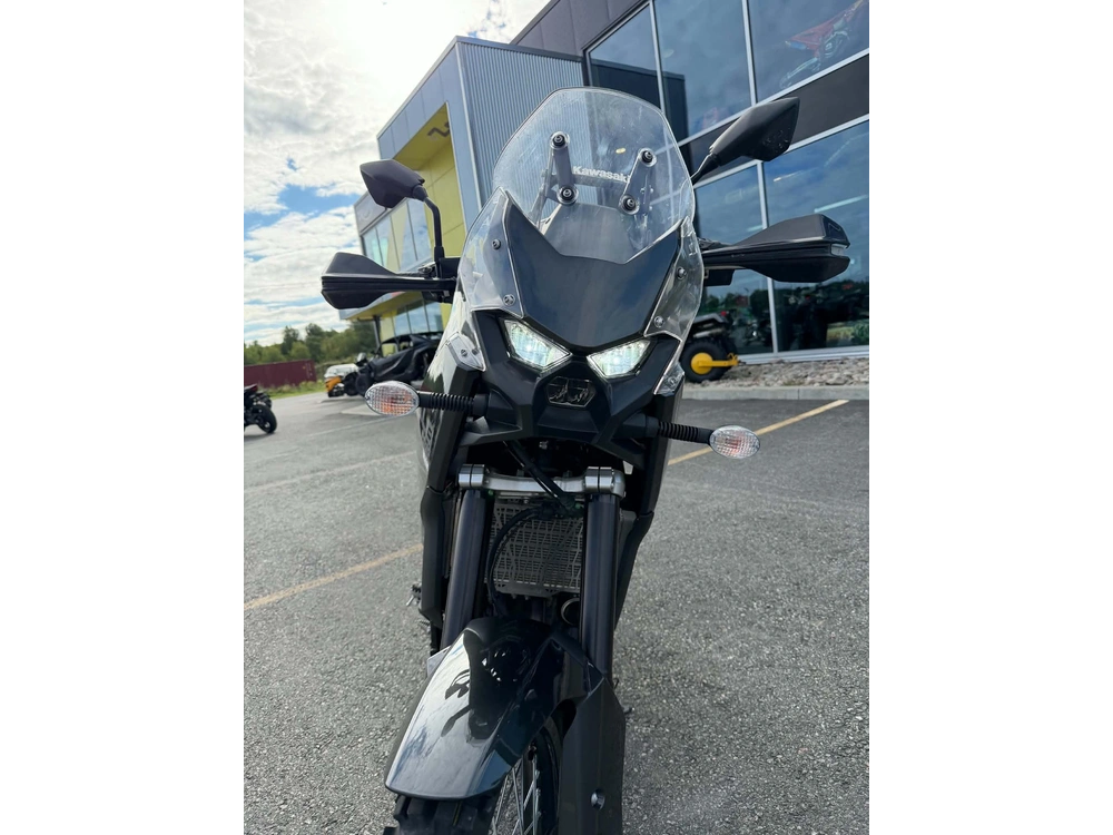 Kawasaki Kle500 2026 alt
