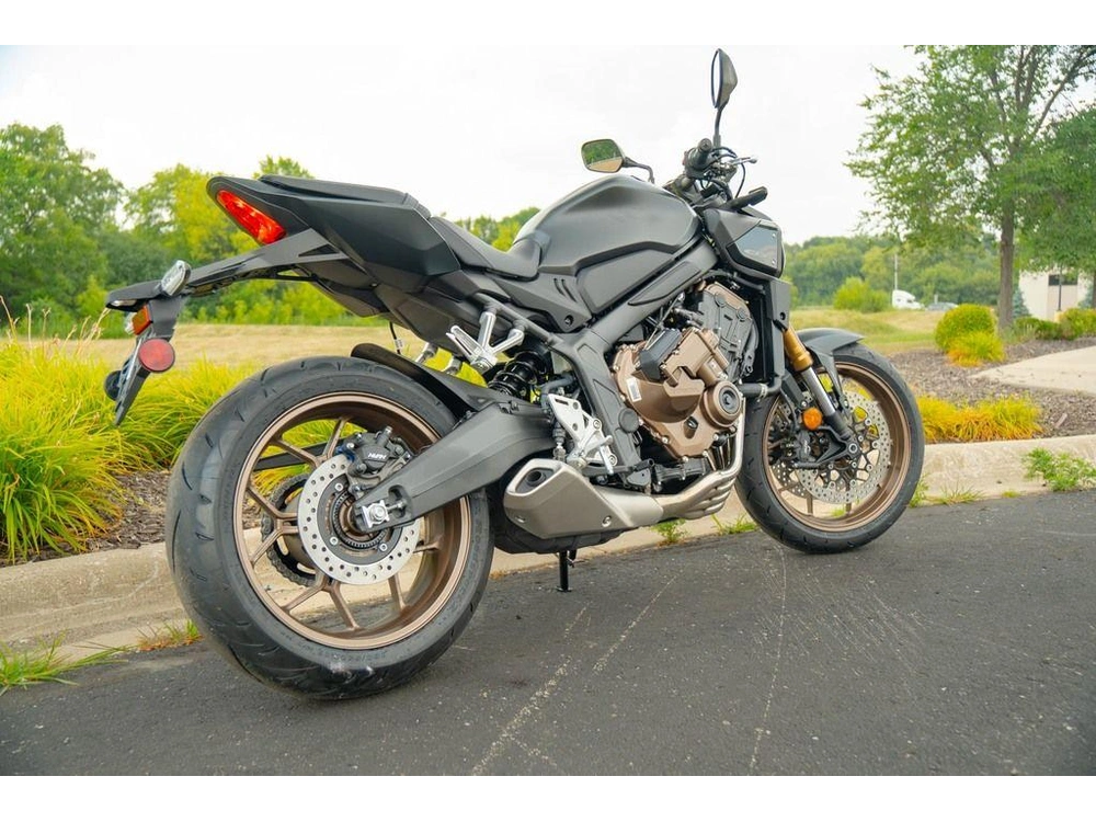 2026 Honda Cb650r E-clutch alt