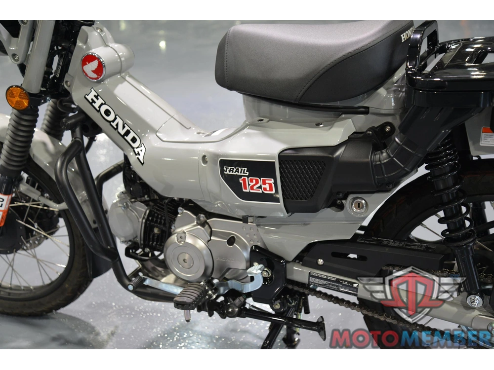 2025 Honda Trail 125 alt