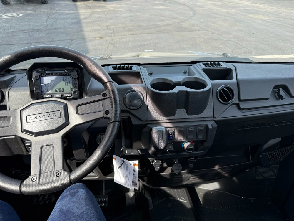 Polaris Ranger 1000 Cab Granith Gray 2026 alt