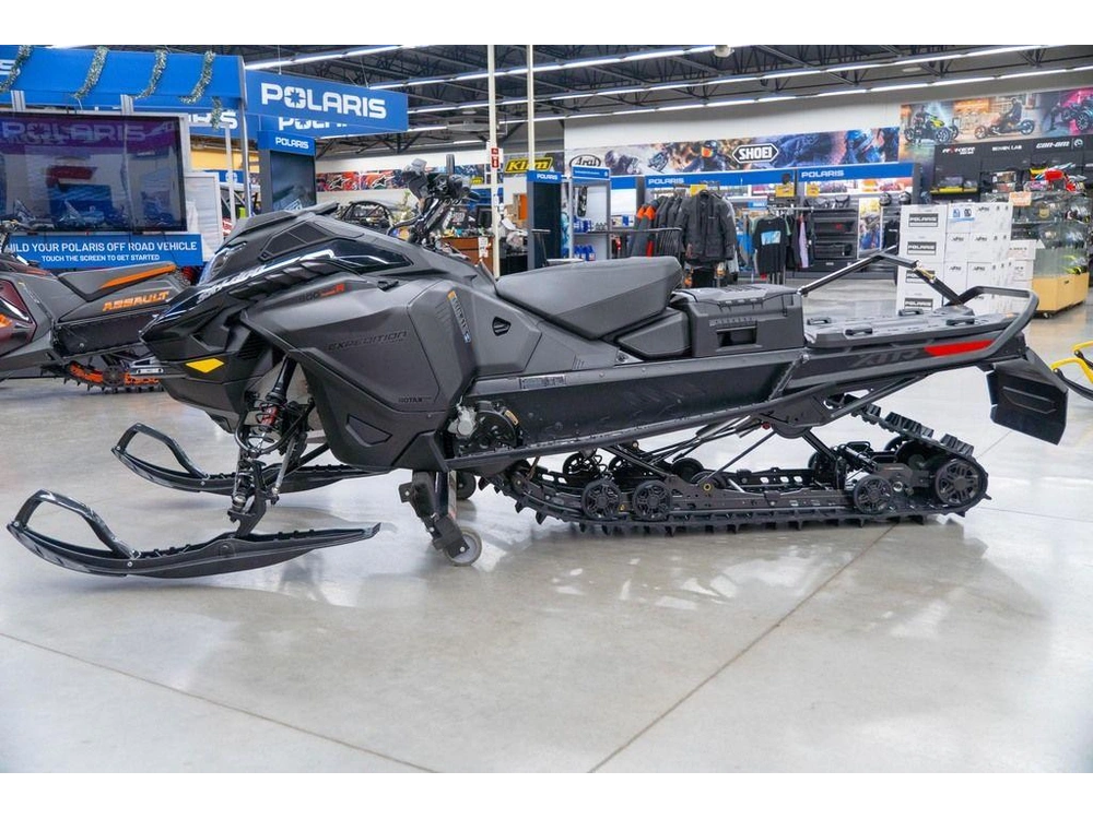 2026 Ski-doo Expedition® Xtreme™ 900 Ace Turbo R 154 Cobra Wt 1.8_black alt