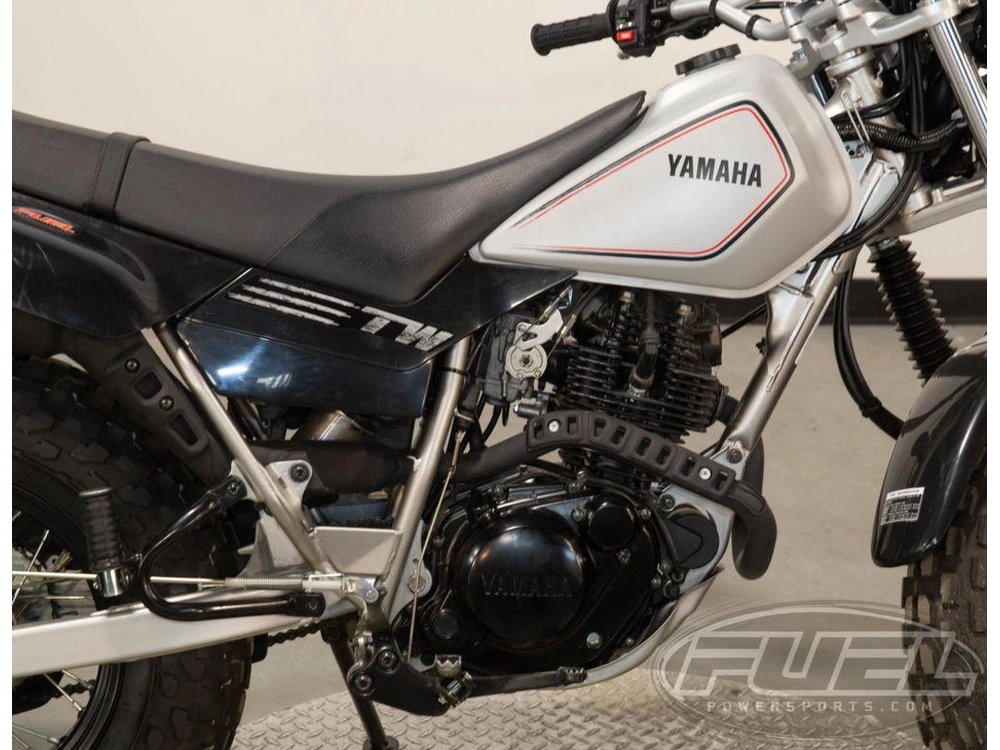 2025 Yamaha Tw200 alt