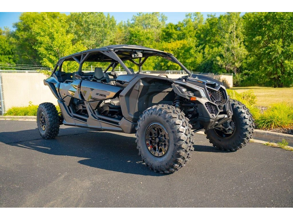 2026 Can-am Maverick X3 Max X Ds Turbo Rr Triple Black_4.5 In alt