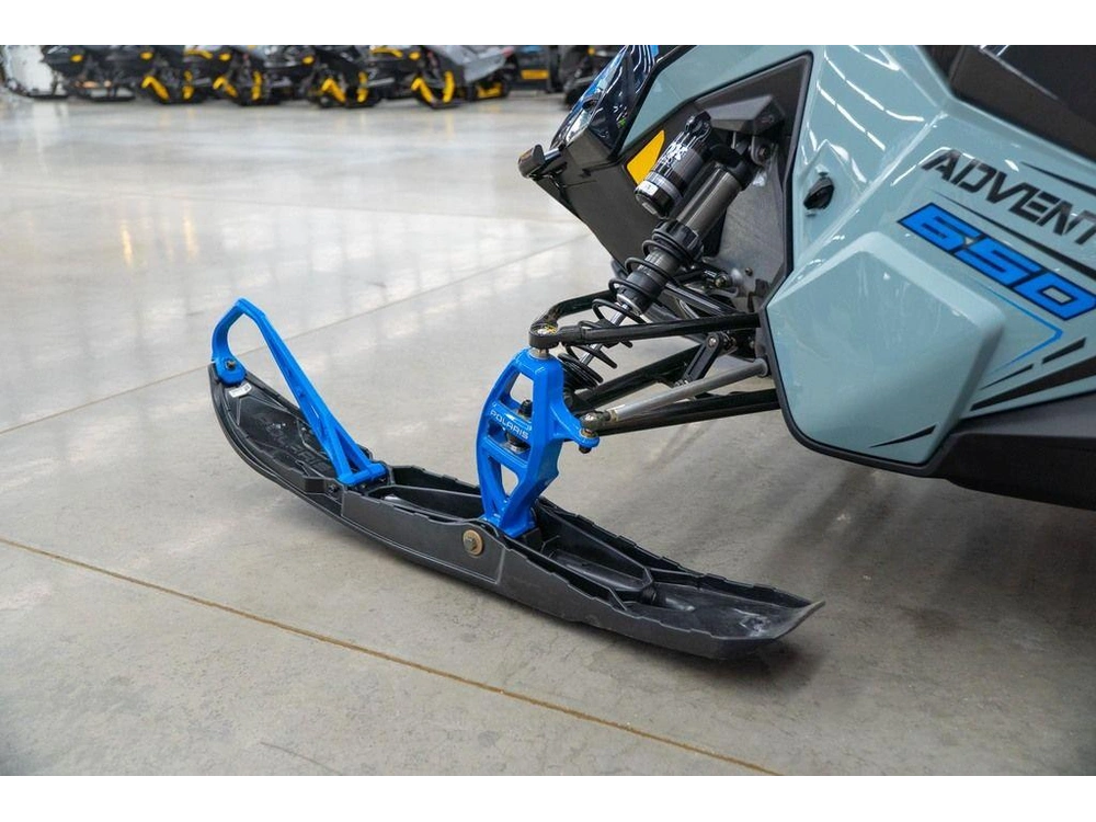 2026 Polaris 650 Indy Adventure 137 Gloss Black / Blue Dusk alt