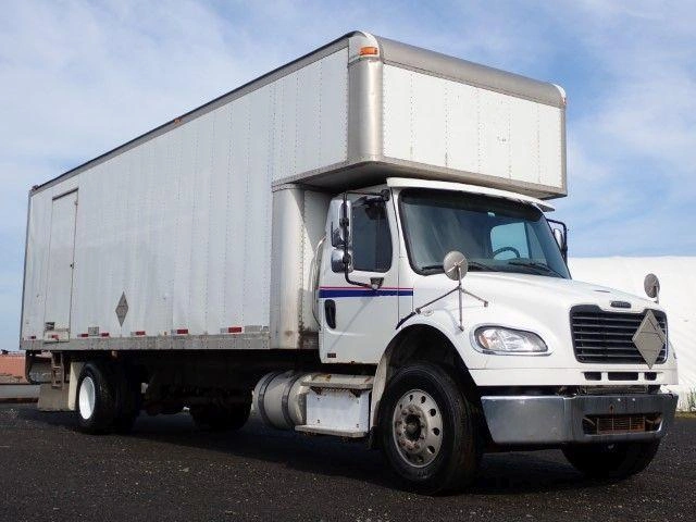 Freightliner M2106 2016