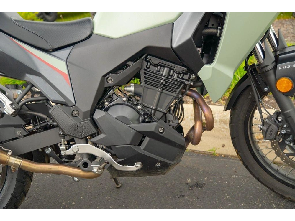 2024 Kawasaki Versys®-x 300 Abs alt