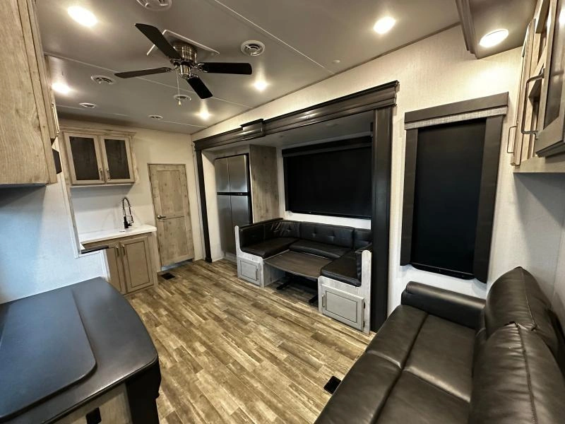Keystone Rv Avalanche 352bh 2022 alt