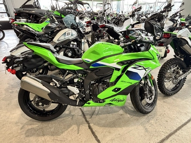 Kawasaki Ninja Zx-4rr Krt Ninja Zx-4rr Zx4rr Zx 4rr 4 Cylindres Zx4 Zx4r Zx- 2026 alt