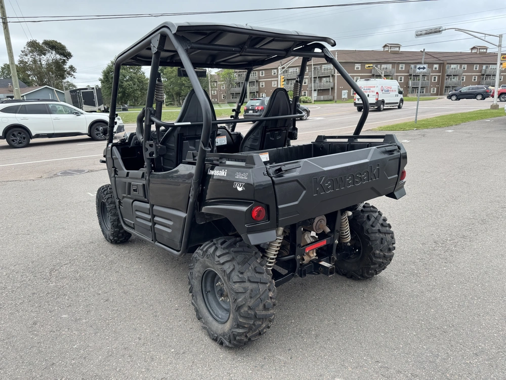 2015 Kawasaki Teryx 800 alt
