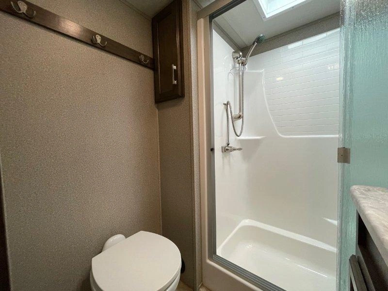 Grand Design Solitude 310gk 2020 alt