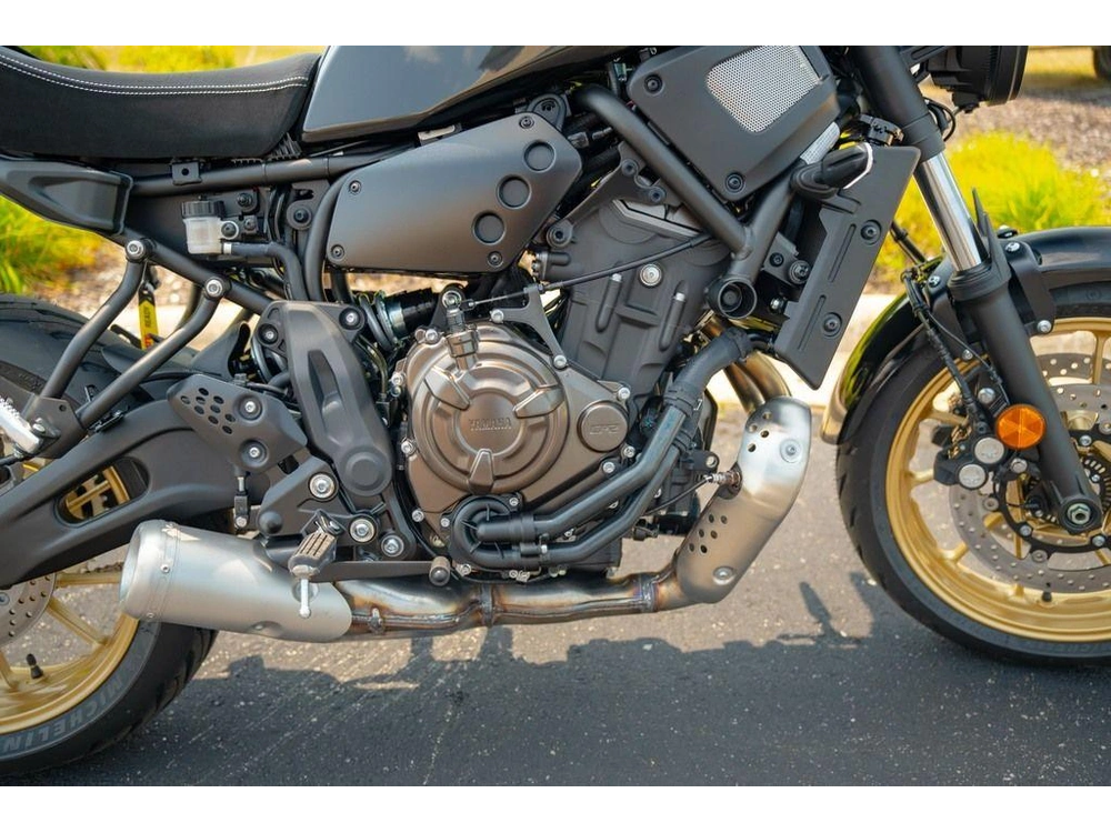 2026 Yamaha Xsr700 alt