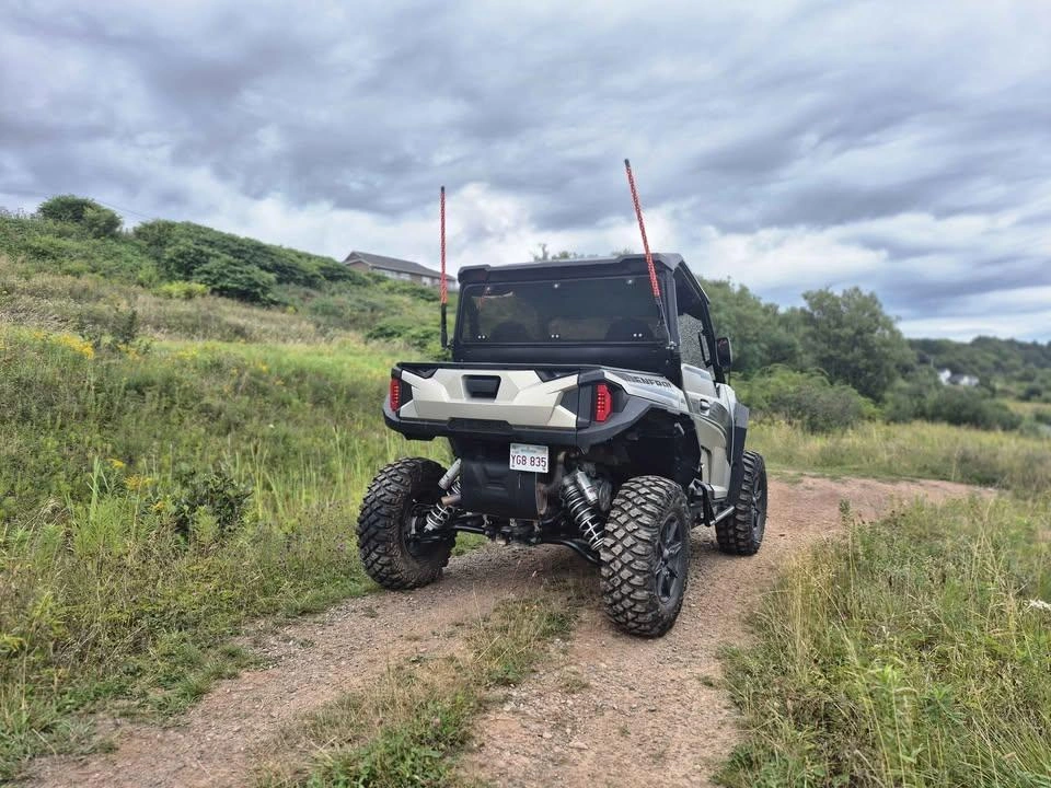 2024 Polaris General Xp 1000 Ultimate - M Silver Quartz alt