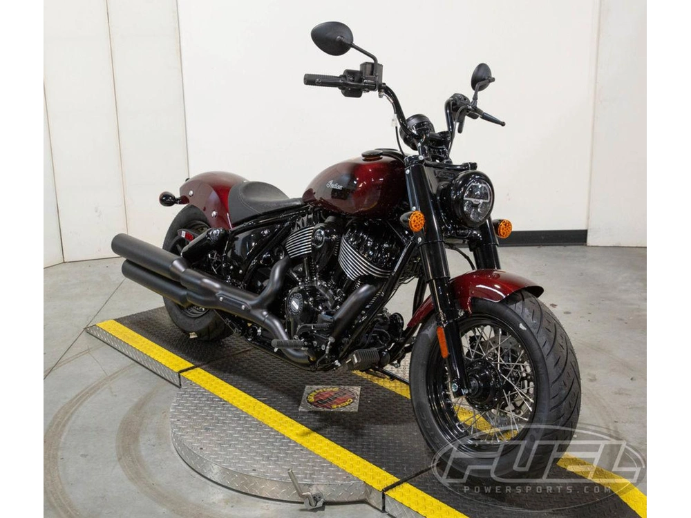 2025 Indian Motorcycle Chief® Bobber Dark Horse® Maroon Metallic alt