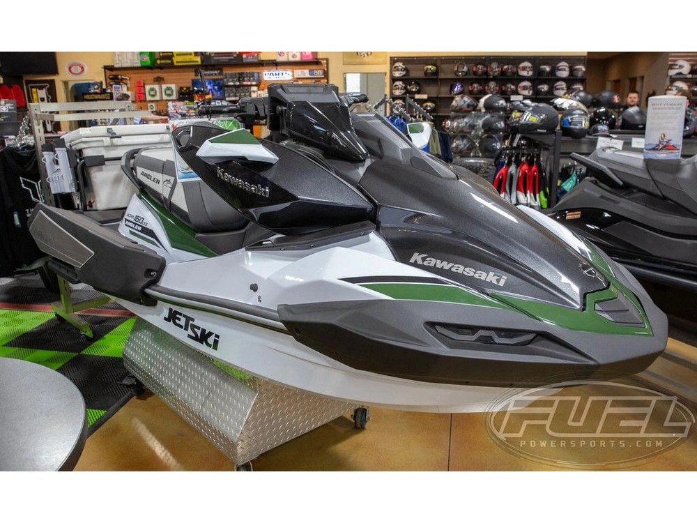 2025 Kawasaki Ultra® 160lx-s Angler alt