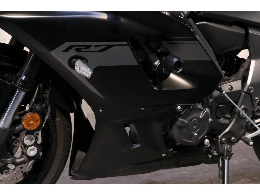 2025 Yamaha Yzf-r7 alt