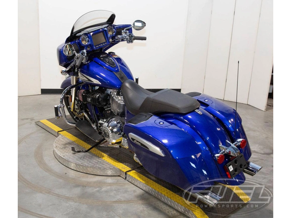 2024 Indian Motorcycle Chieftain® Limited With Powerband Audio Package Spirit Blue Metallic alt