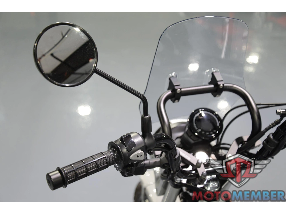 2025 Honda Trail 125 alt