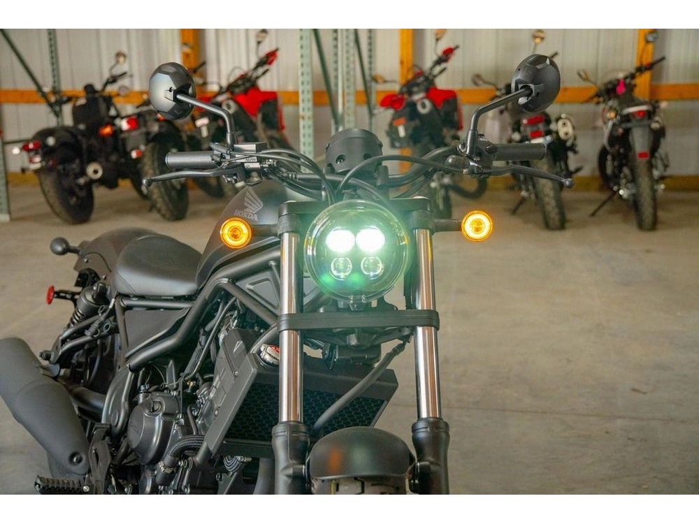 2025 Honda Rebel 300 alt