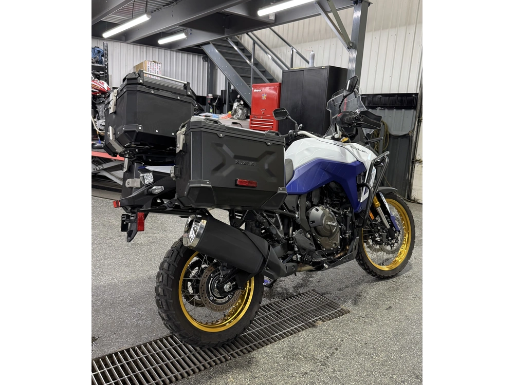 Suzuki 800 De Adv 2024 alt