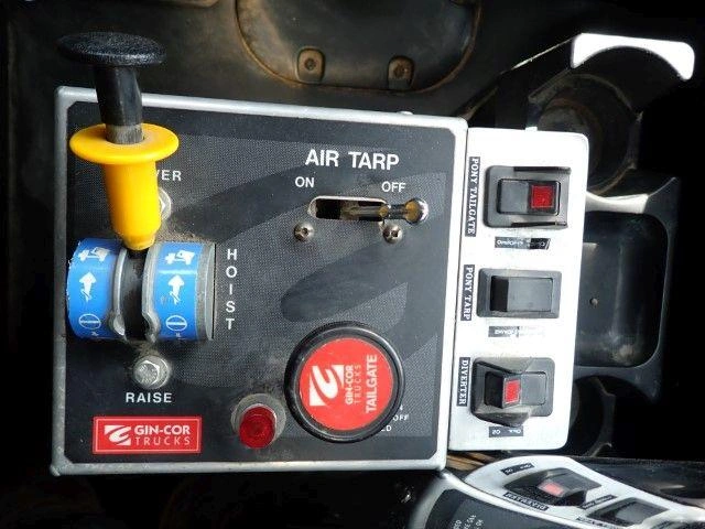 Peterbilt 567 2016