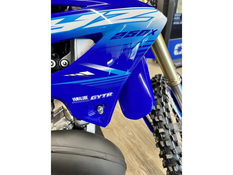 Yamaha YZ250XV 2027