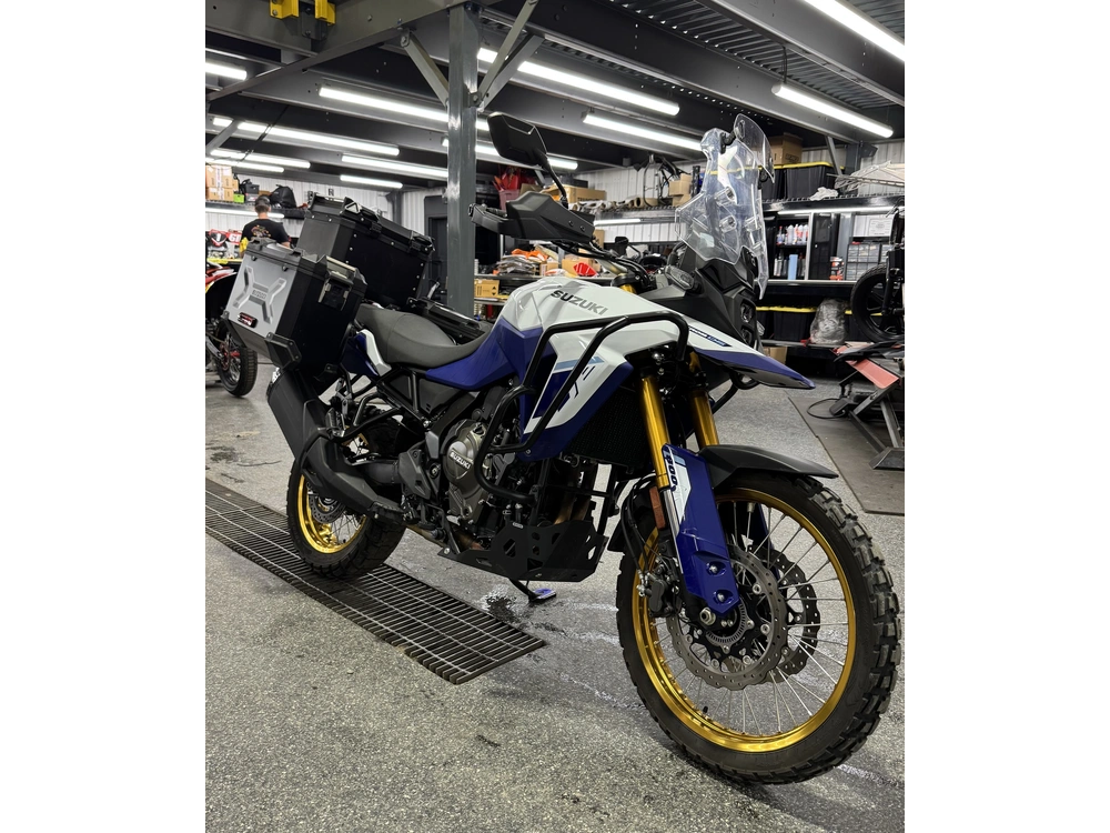 Suzuki 800 De Adv 2024 alt