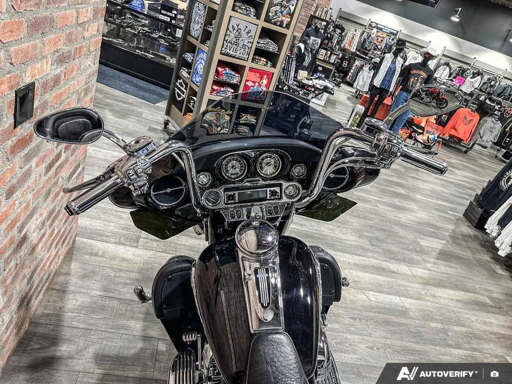 2006 Harley-davidson Flhtcuse Cvo Ultra Classic alt