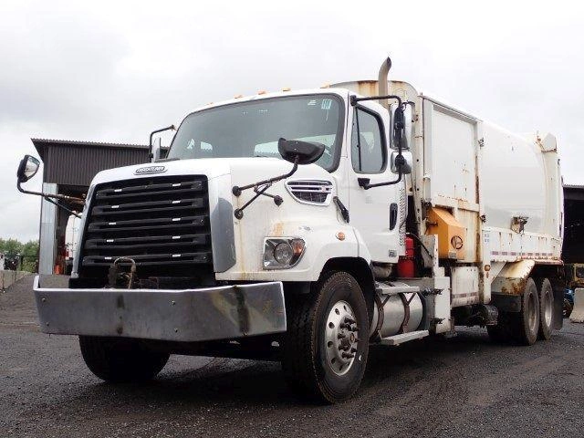Freightliner 108sd 2019