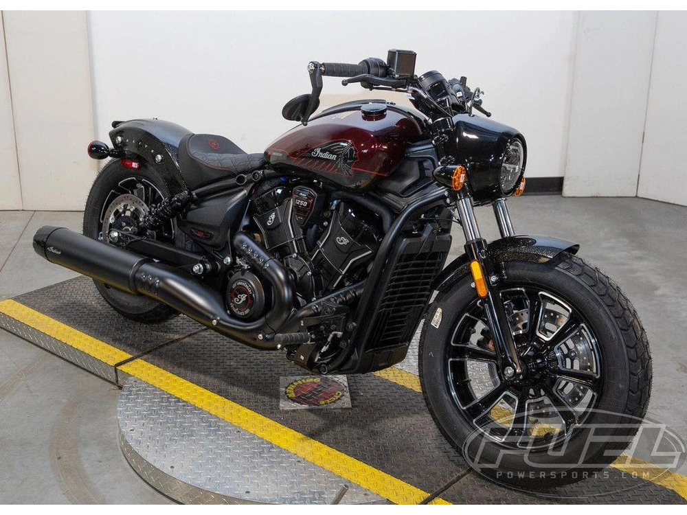 2026 Indian Motorcycle Scout Bobber 125th Anniversary Edition 125th Anniversary Red With Black Cry alt