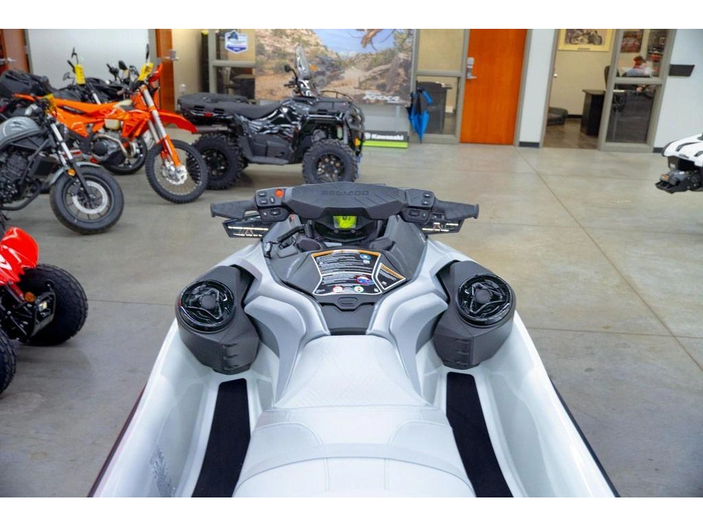2026 Sea-doo Gtx™ Limited 325 White Pearl Premium alt
