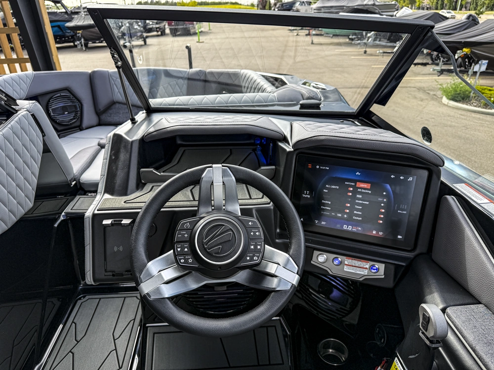 2027 Tige Boats Z1 alt