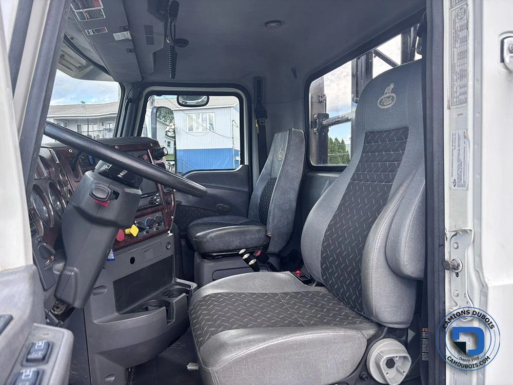 Mack Gu813 2015 alt