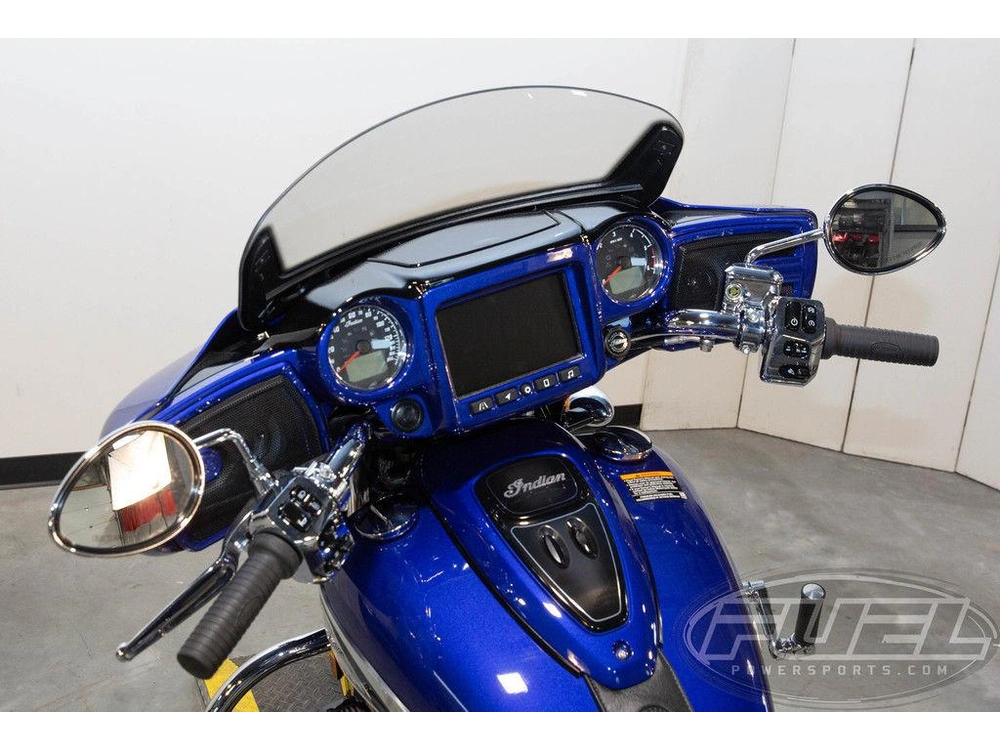 2024 Indian Motorcycle Chieftain® Limited With Powerband Audio Package Spirit Blue Metallic alt