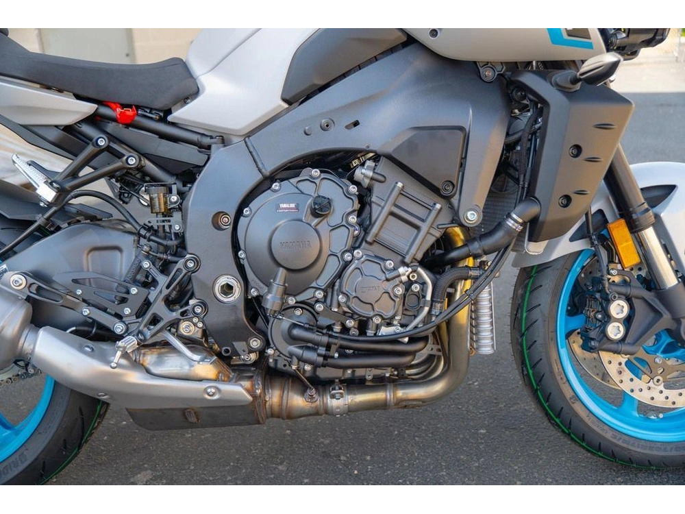 2026 Yamaha Mt-10 alt