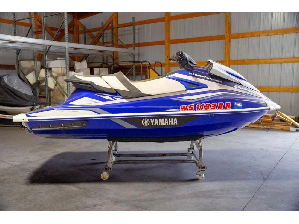 2018 Yamaha Gp1800 alt