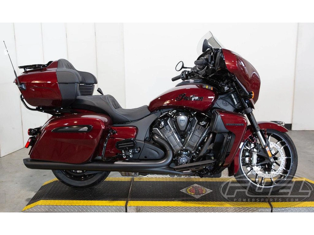 2026 Indian Motorcycle Roadmaster® Powerplus Dark Horse® 112 Maroon Metallic alt