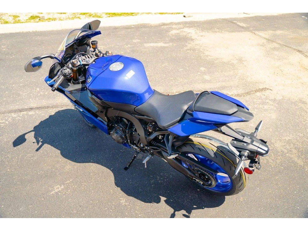 2026 Yamaha Yzf-r9 alt