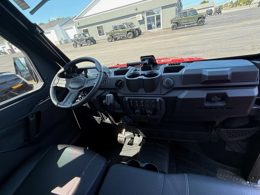 Polaris Ranger 1000 Xp Ns Crew Premium Sunset Red 2026 alt